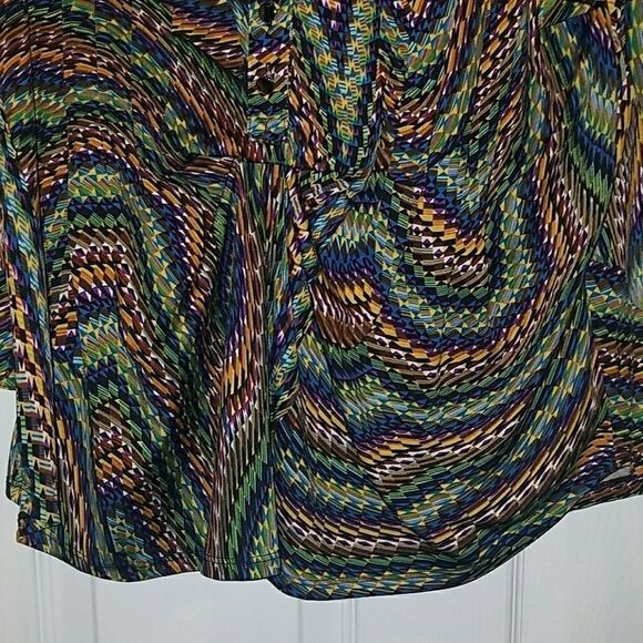 New Direction Petite printed cuff top Sz. PL - Picture 3 of 6
